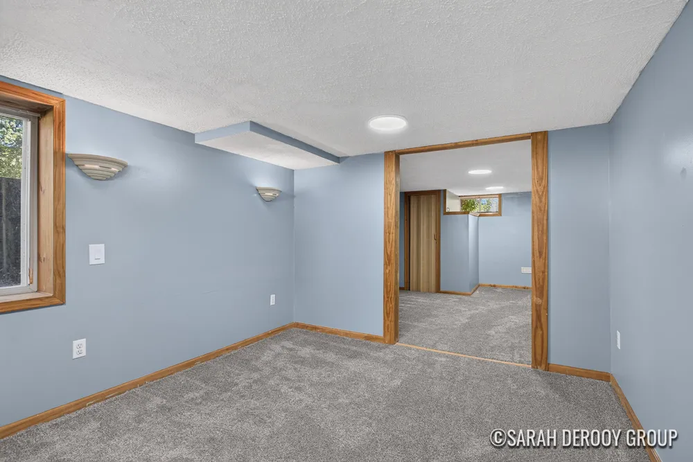 334 Leroy Street SW Wyoming City, MI 49548