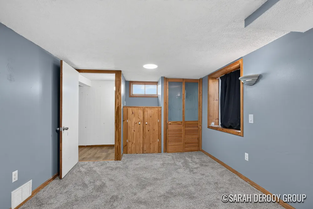 334 Leroy Street SW Wyoming City, MI 49548