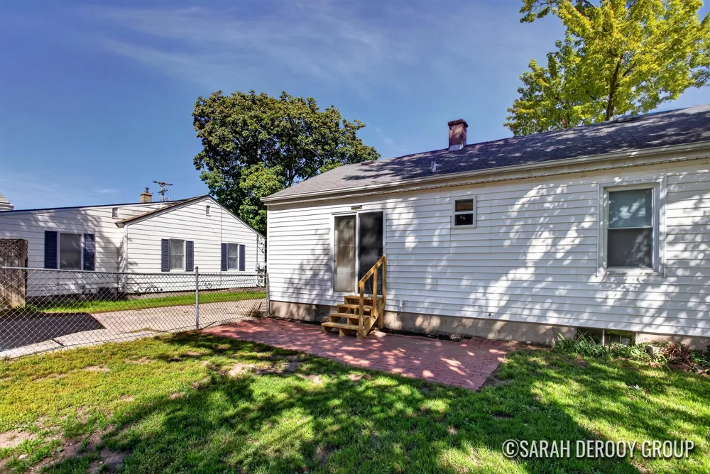 334 Leroy Street SW Wyoming City, MI 49548