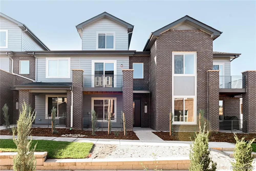 14883 E Belleview Drive Aurora, CO 80015