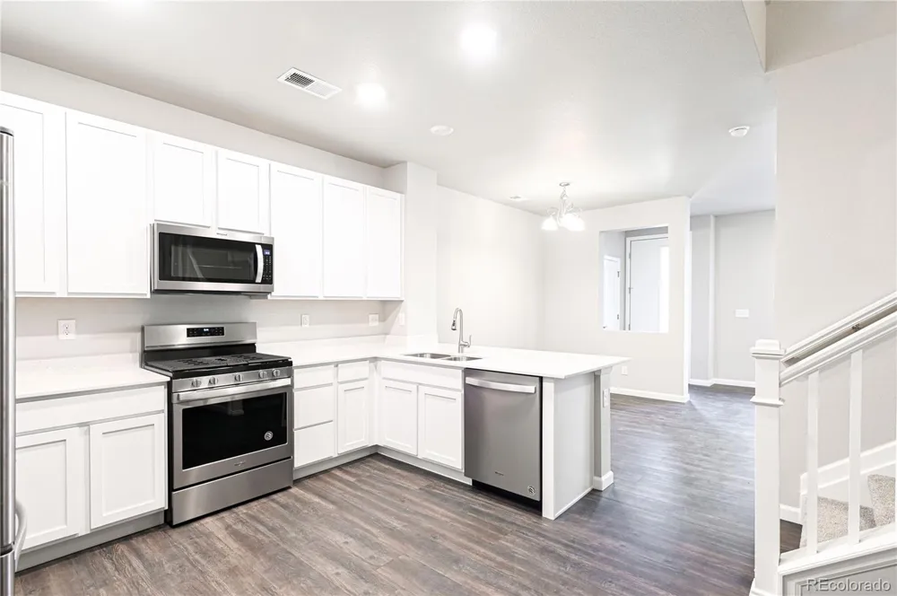 14883 E Belleview Drive Aurora, CO 80015