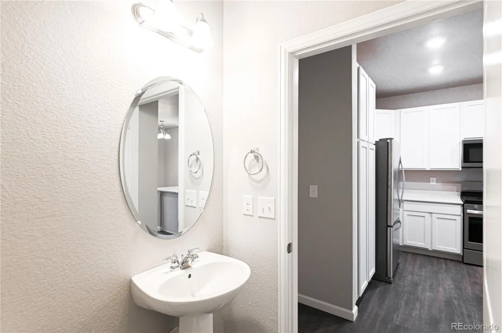 14883 E Belleview Drive Aurora, CO 80015