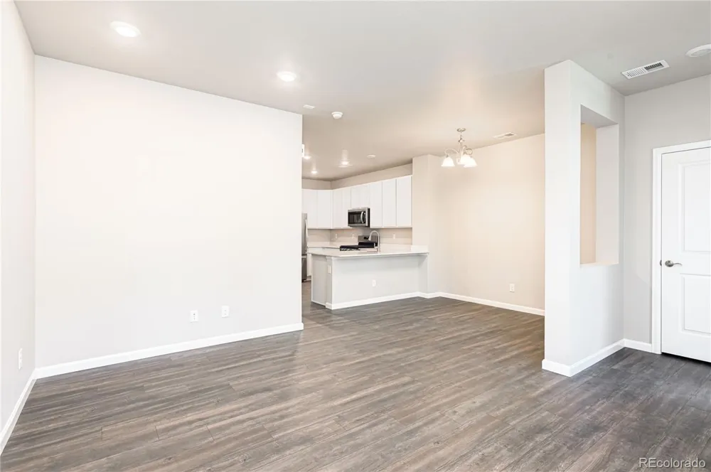 14883 E Belleview Drive Aurora, CO 80015