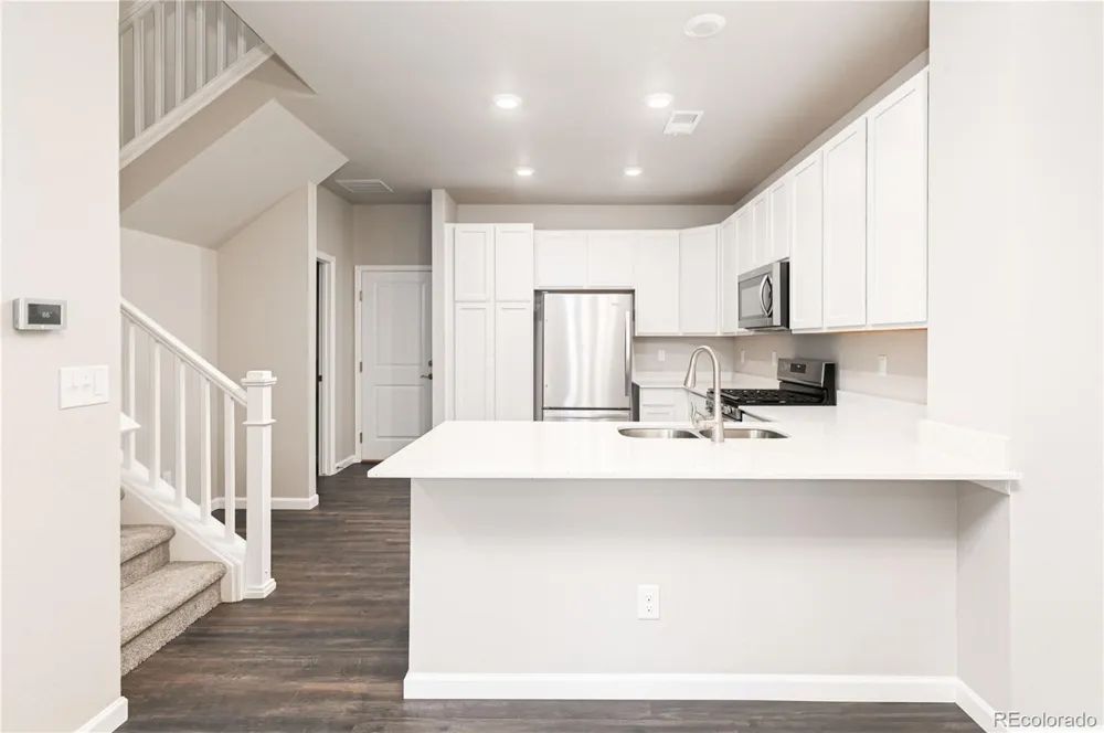 14883 E Belleview Drive Aurora, CO 80015