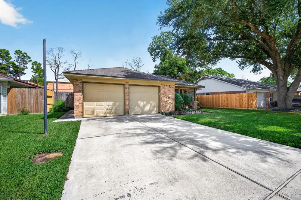 4807 Fairdale Street Pasadena, TX 77505