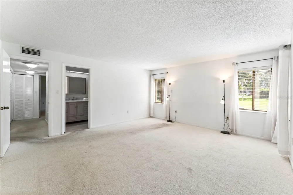 2689 SABAL SPRINGS CIRCLE #102 Clearwater, FL 33761