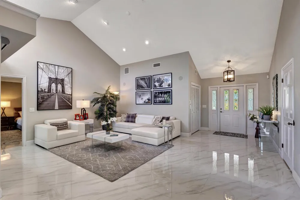 12870 La Rochelle Circle Palm Beach Gardens, FL 33410