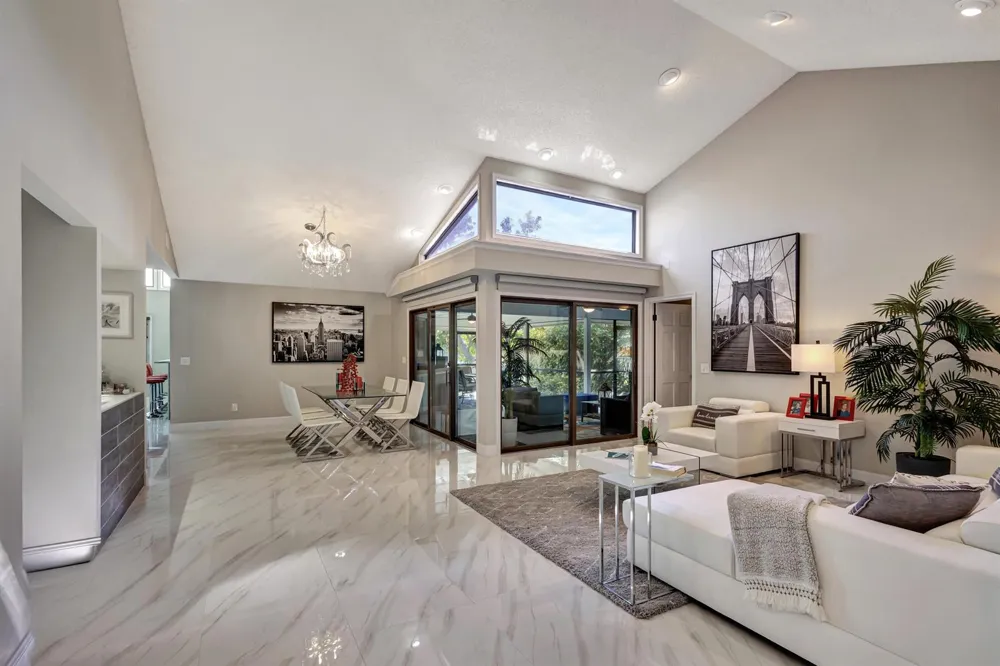 12870 La Rochelle Circle Palm Beach Gardens, FL 33410