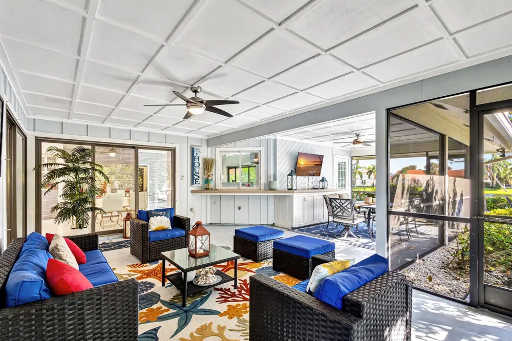 12870 La Rochelle Circle Palm Beach Gardens, FL 33410
