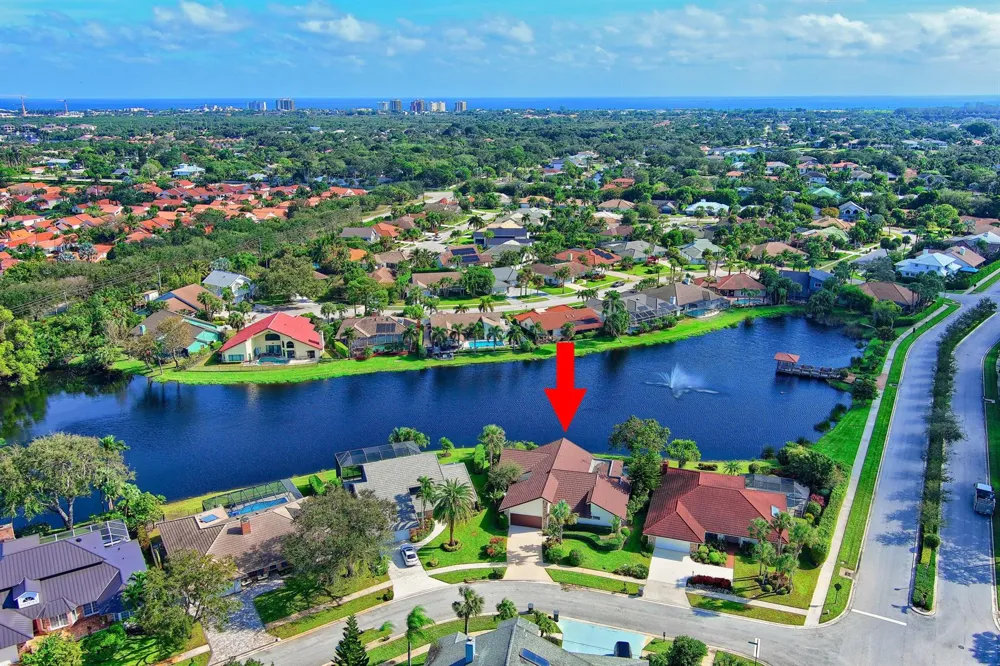 12870 La Rochelle Circle Palm Beach Gardens, FL 33410