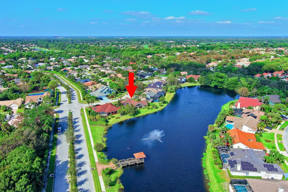 12870 La Rochelle Circle Palm Beach Gardens, FL 33410