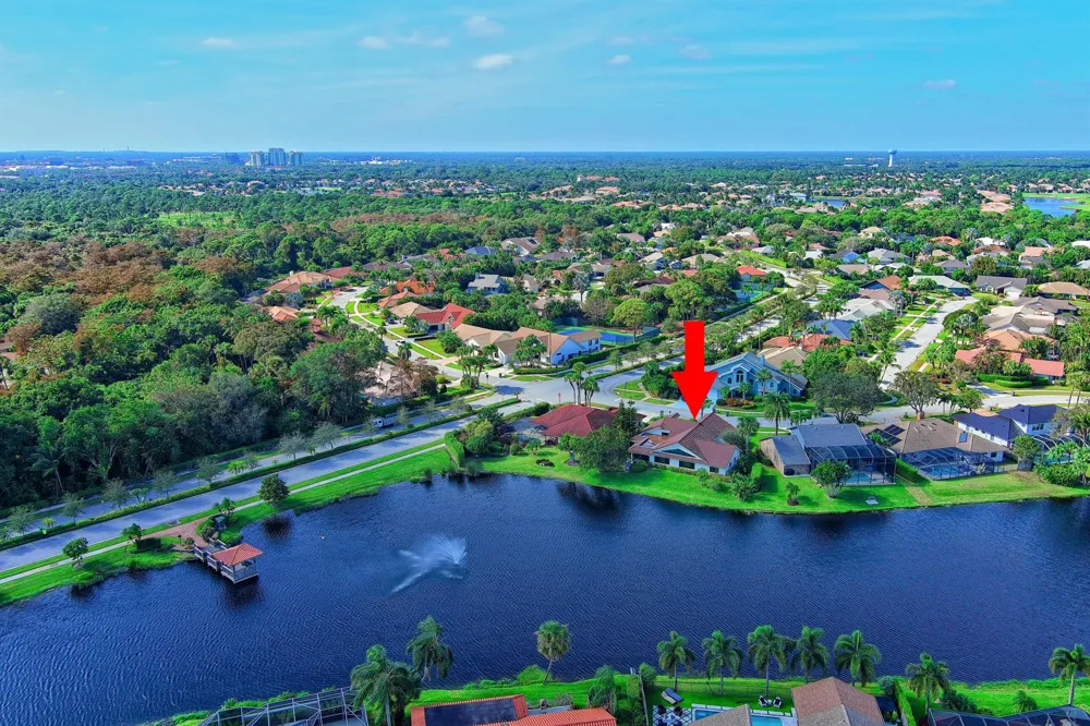 12870 La Rochelle Circle Palm Beach Gardens, FL 33410