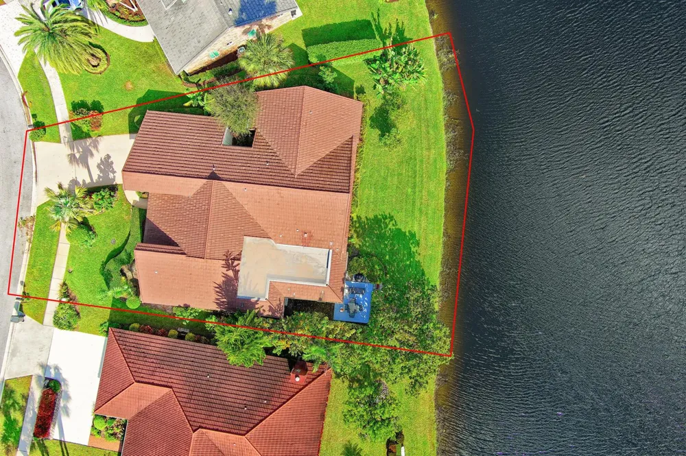 12870 La Rochelle Circle Palm Beach Gardens, FL 33410