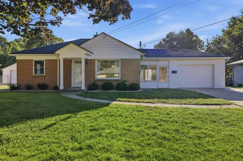 44 Covell Avenue NW
