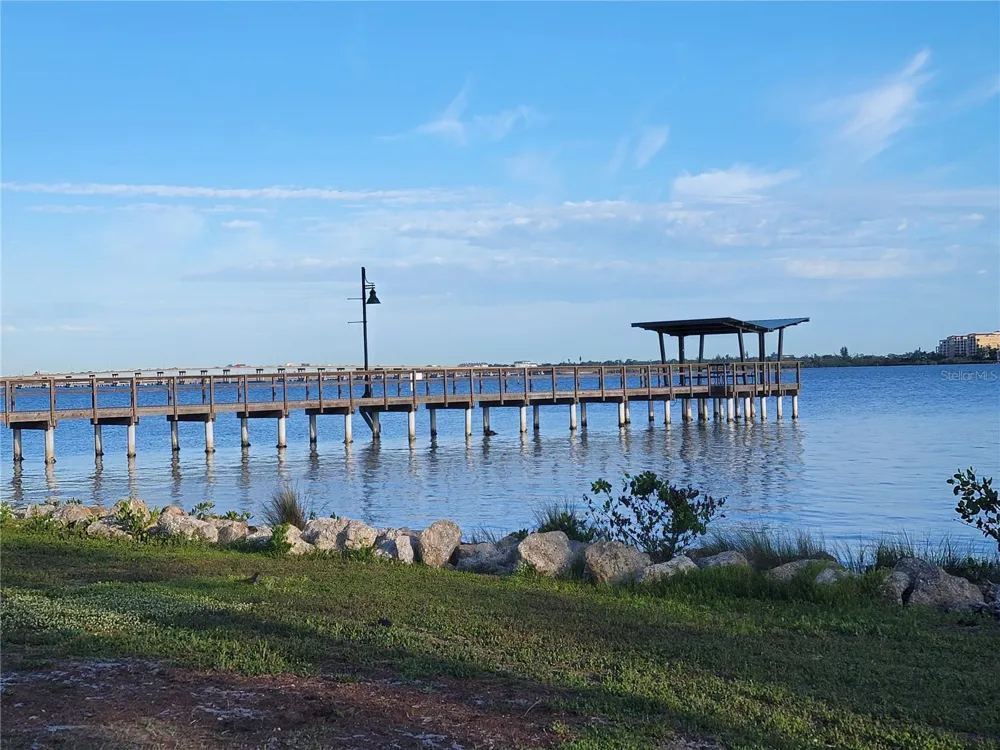 516 1ST AVENUE E Bradenton, FL 34208