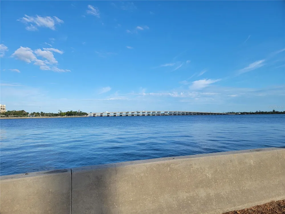 516 1ST AVENUE E Bradenton, FL 34208