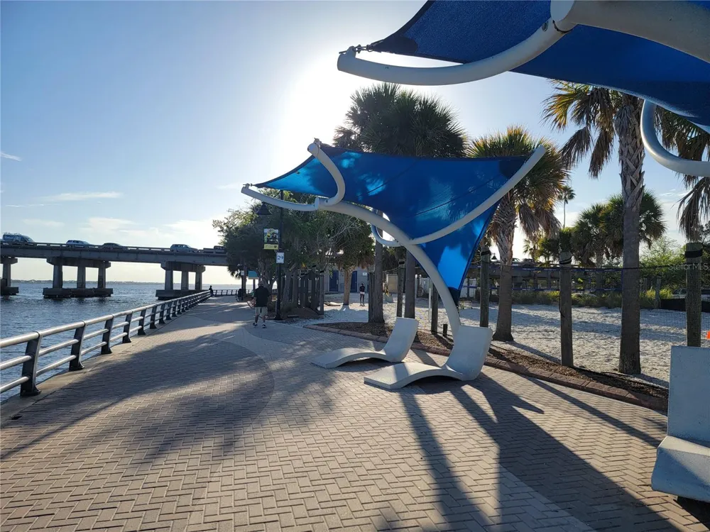 516 1ST AVENUE E Bradenton, FL 34208