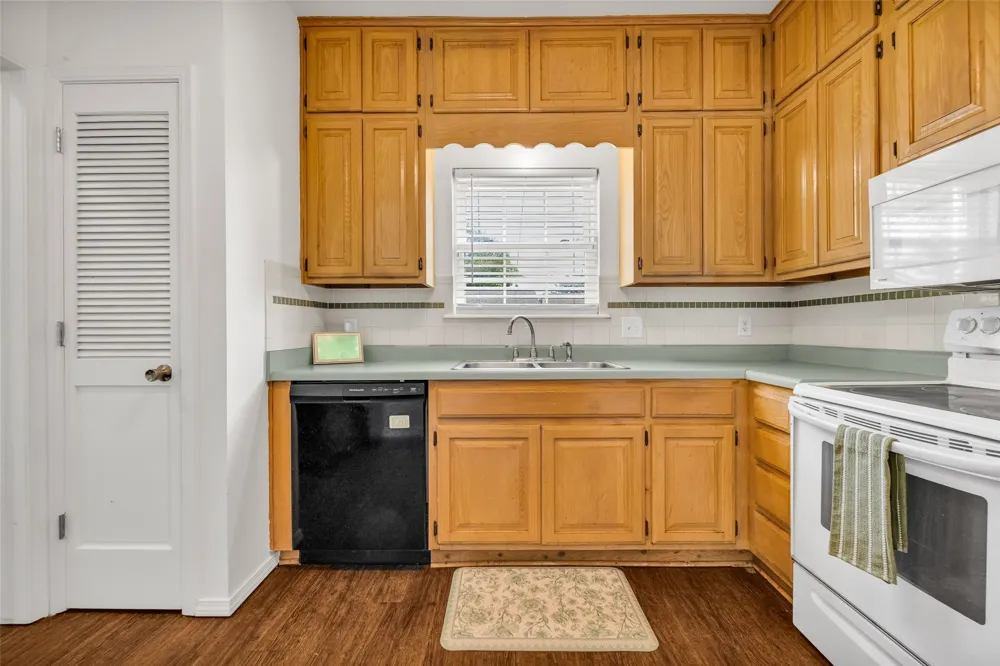4634 S Gary Place Tulsa, OK 74105