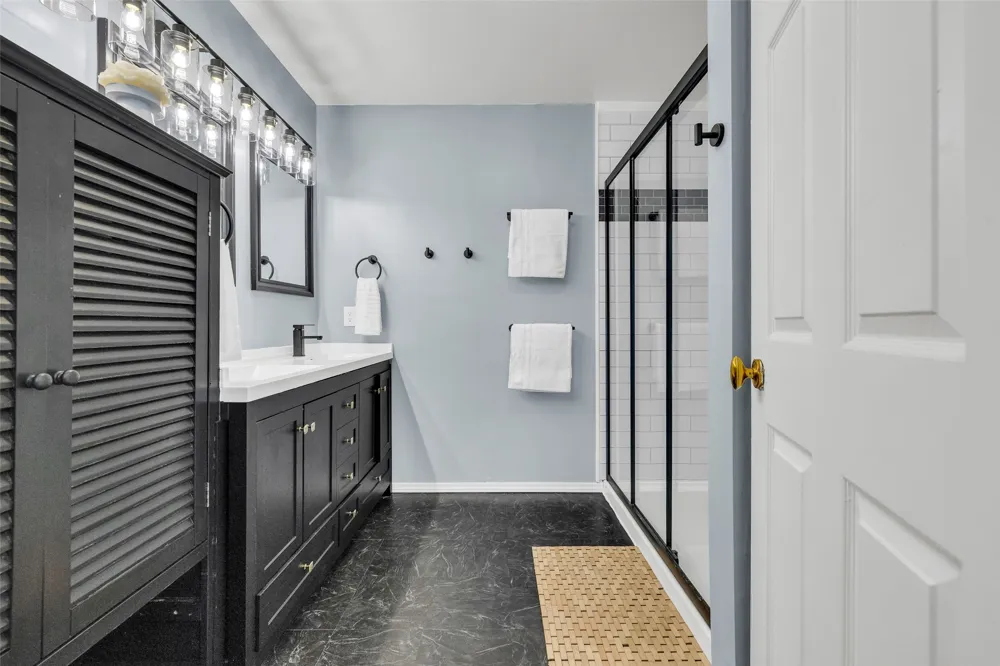 4634 S Gary Place Tulsa, OK 74105