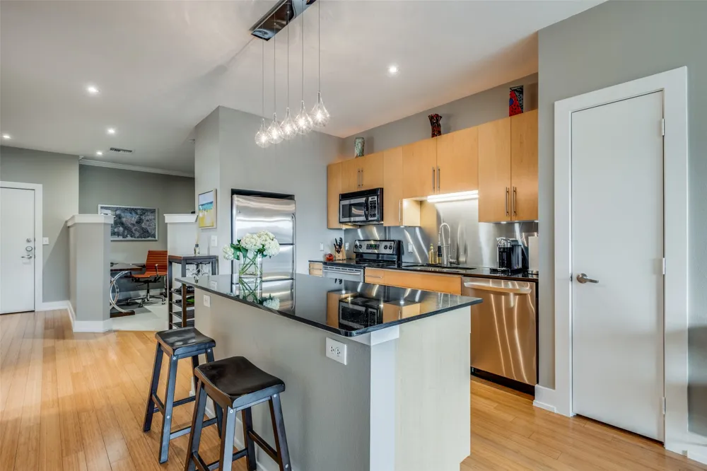 4333 Gilbert Avenue #321 Dallas, TX 75219
