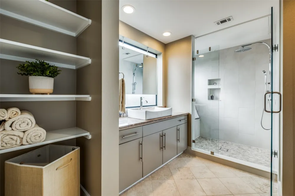 4333 Gilbert Avenue #321 Dallas, TX 75219