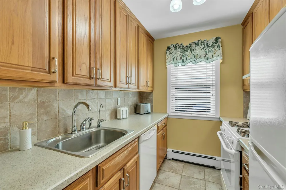 4030 Jerusalem Avenue #1C Seaford, NY 11783