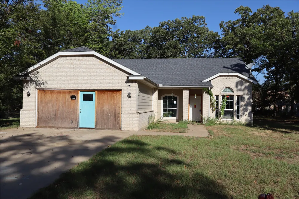 127 LYNNE Mabank, TX 75156