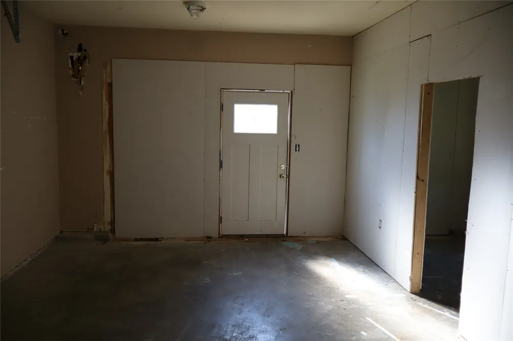 127 LYNNE Mabank, TX 75156