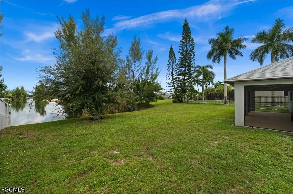 SW 7th Place Cape Coral, FL 33991