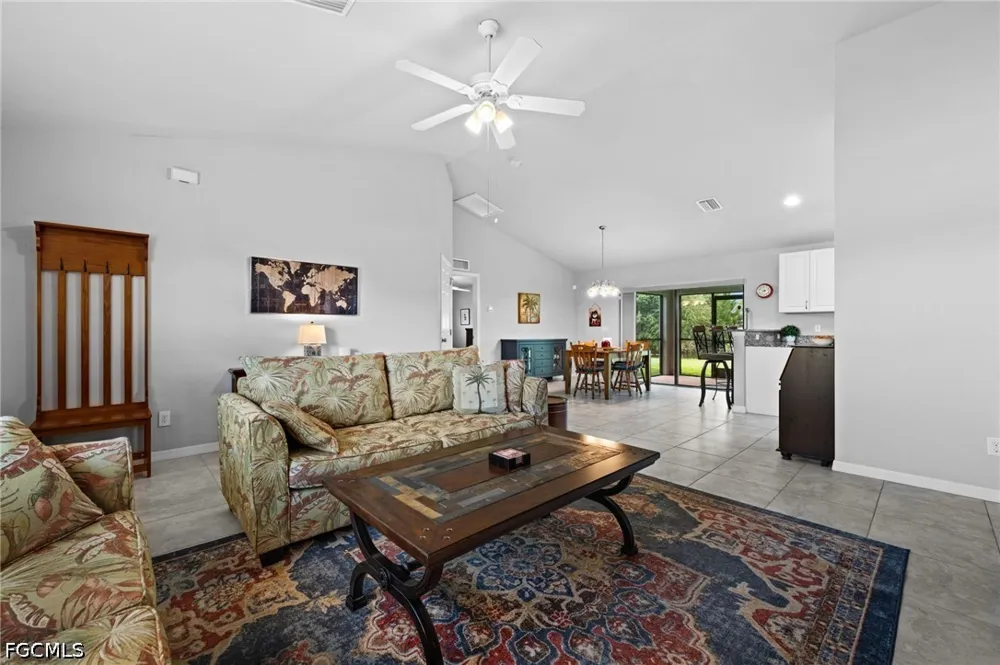 SW 7th Place Cape Coral, FL 33991