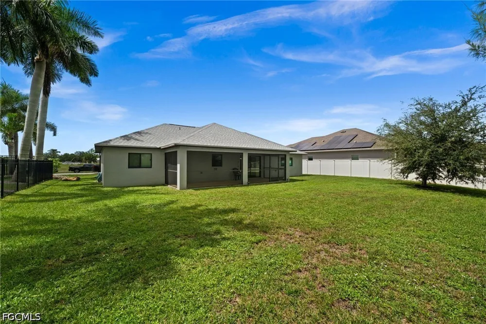 SW 7th Place Cape Coral, FL 33991