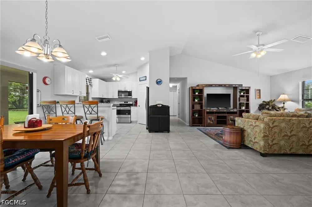 SW 7th Place Cape Coral, FL 33991
