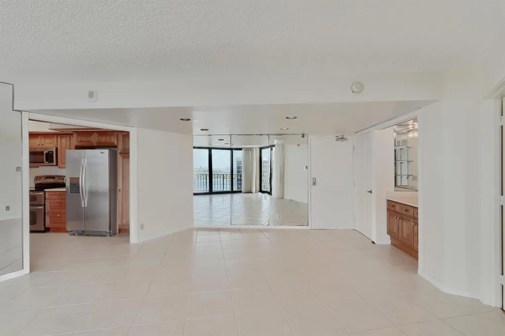 5420 OCEAN DRIVE #2404 Singer Island, FL 33404