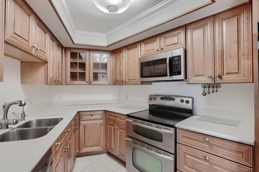 5420 OCEAN DRIVE #2404 Singer Island, FL 33404