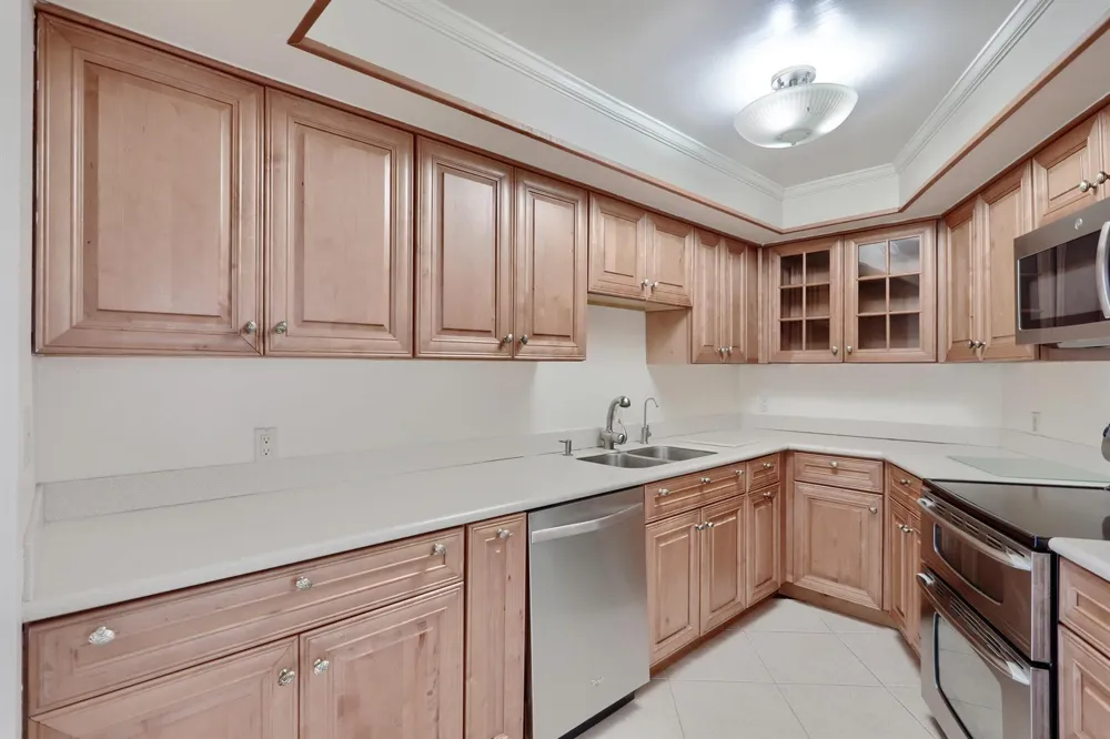 5420 OCEAN DRIVE #2404 Singer Island, FL 33404