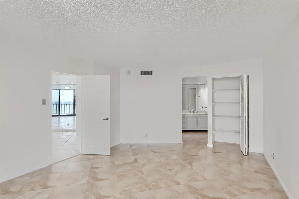 5420 OCEAN DRIVE #2404 Singer Island, FL 33404