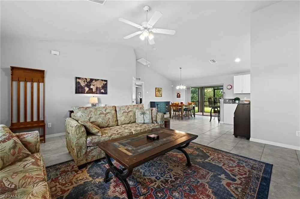2217 SW 7th Place Cape Coral, FL 33991