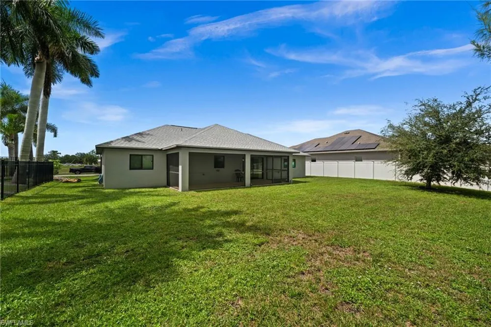 2217 SW 7th Place Cape Coral, FL 33991