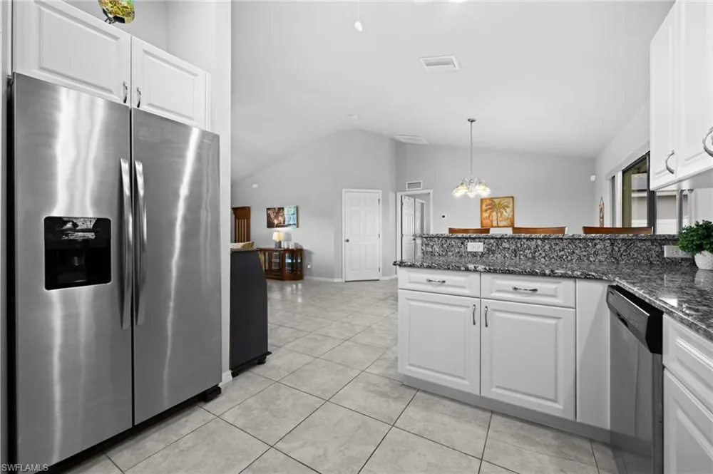 2217 SW 7th Place Cape Coral, FL 33991