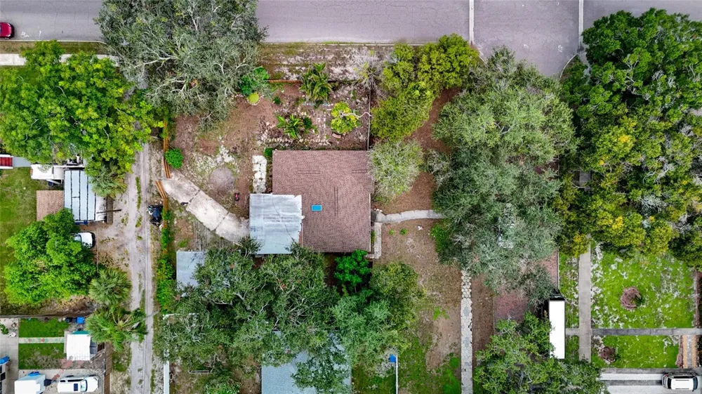 6190 2ND AVENUE S St Petersburg, FL 33707