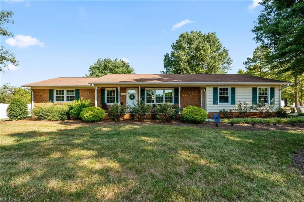 1429 Oak Ridge Road Kernersville, NC 27284