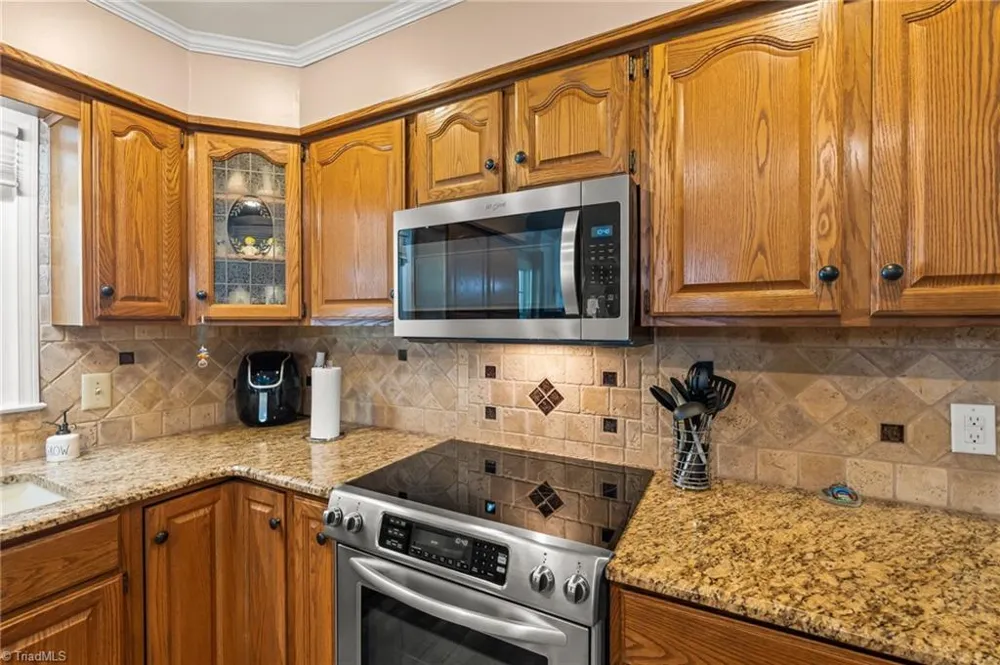 1429 Oak Ridge Road Kernersville, NC 27284