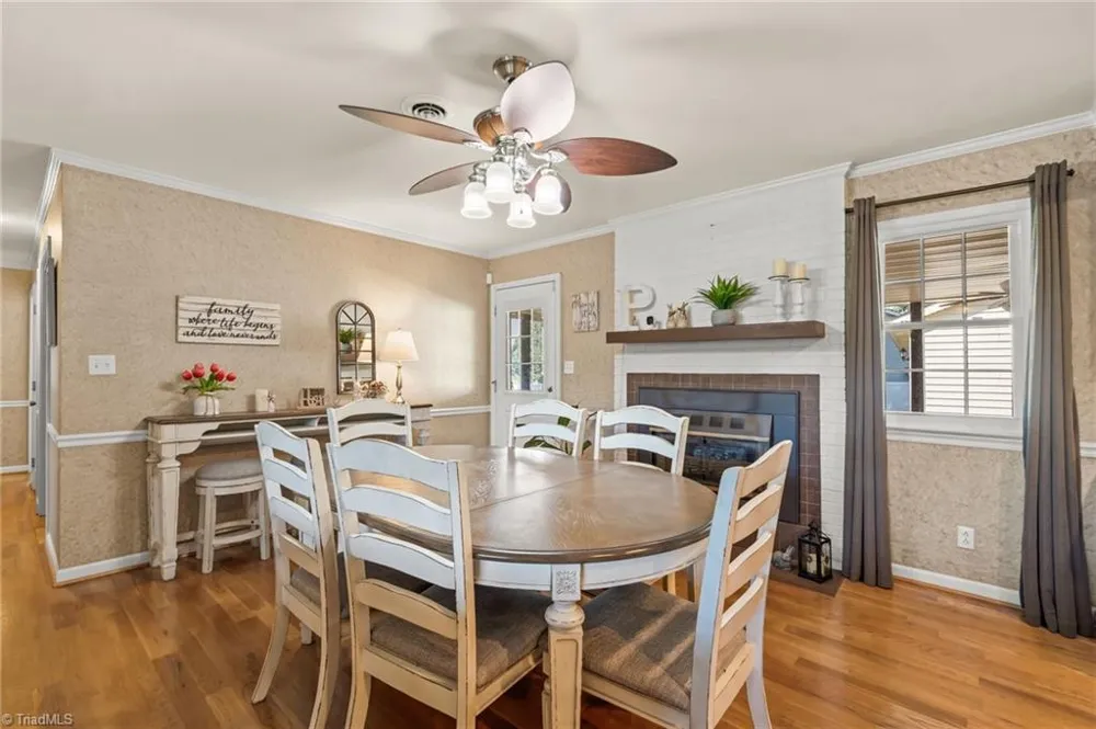 1429 Oak Ridge Road Kernersville, NC 27284
