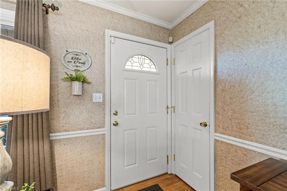 1429 Oak Ridge Road Kernersville, NC 27284