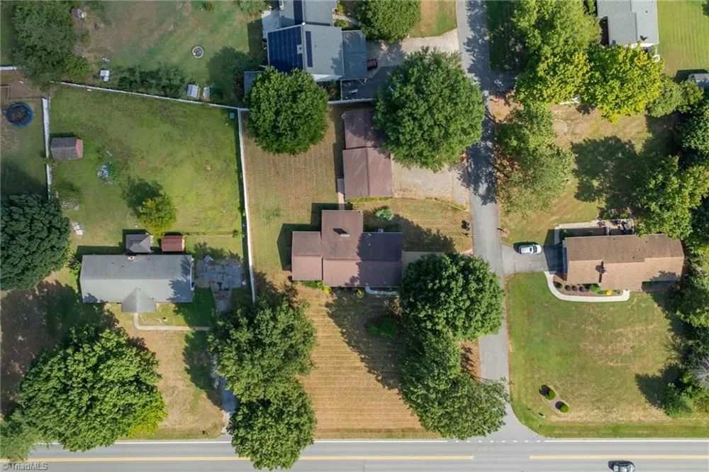 1429 Oak Ridge Road Kernersville, NC 27284