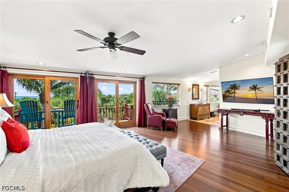 Pine Avenue Sanibel, FL 33957