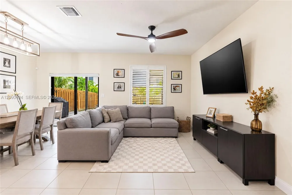 25304 SW 108th Ave Homestead, FL 33032