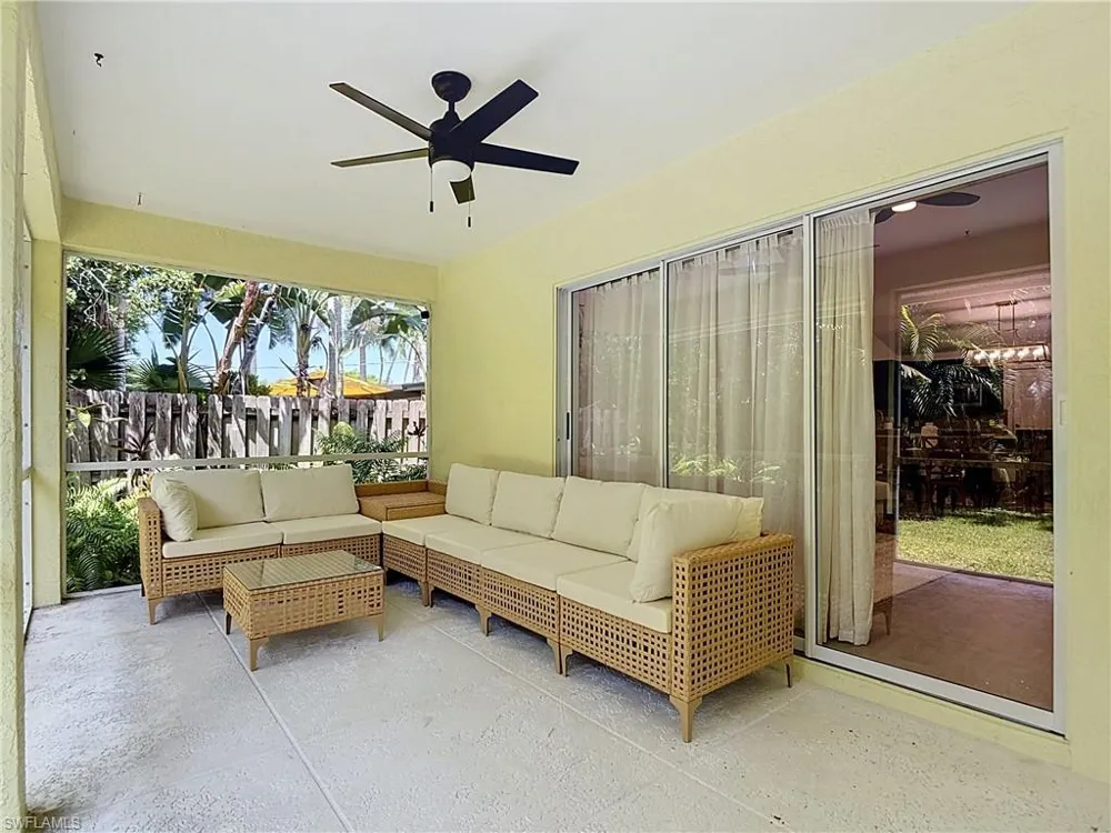 812 102nd Avenue Naples, FL 34108