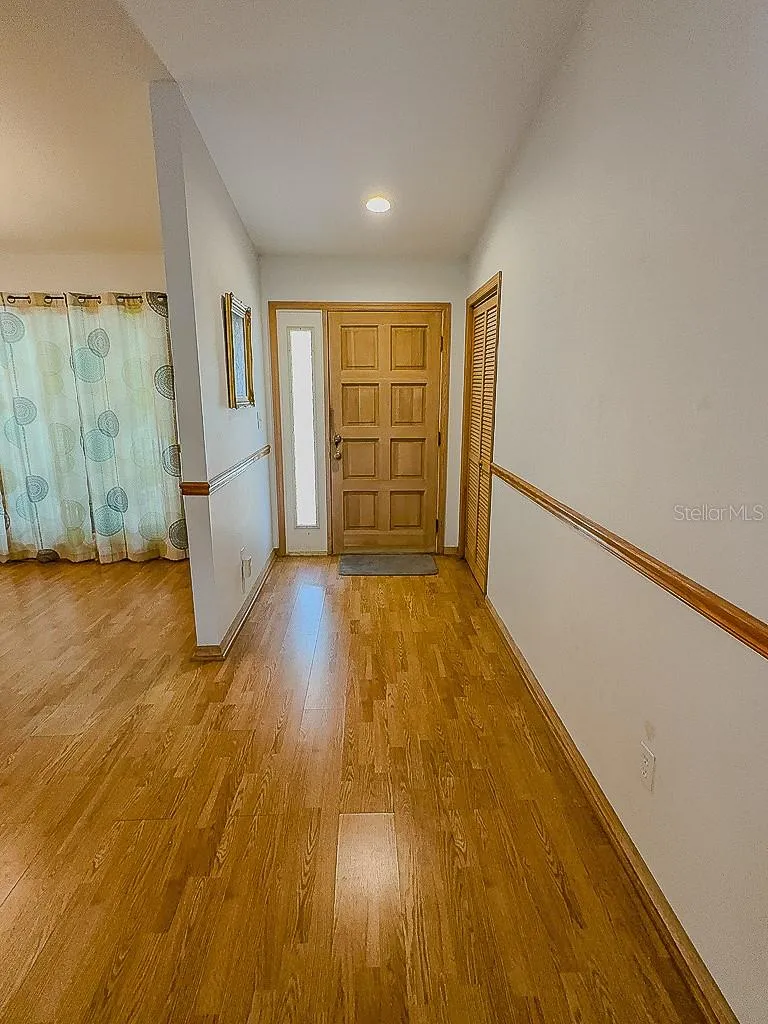 1000 ROSETREE LANE Tarpon Springs, FL 34689