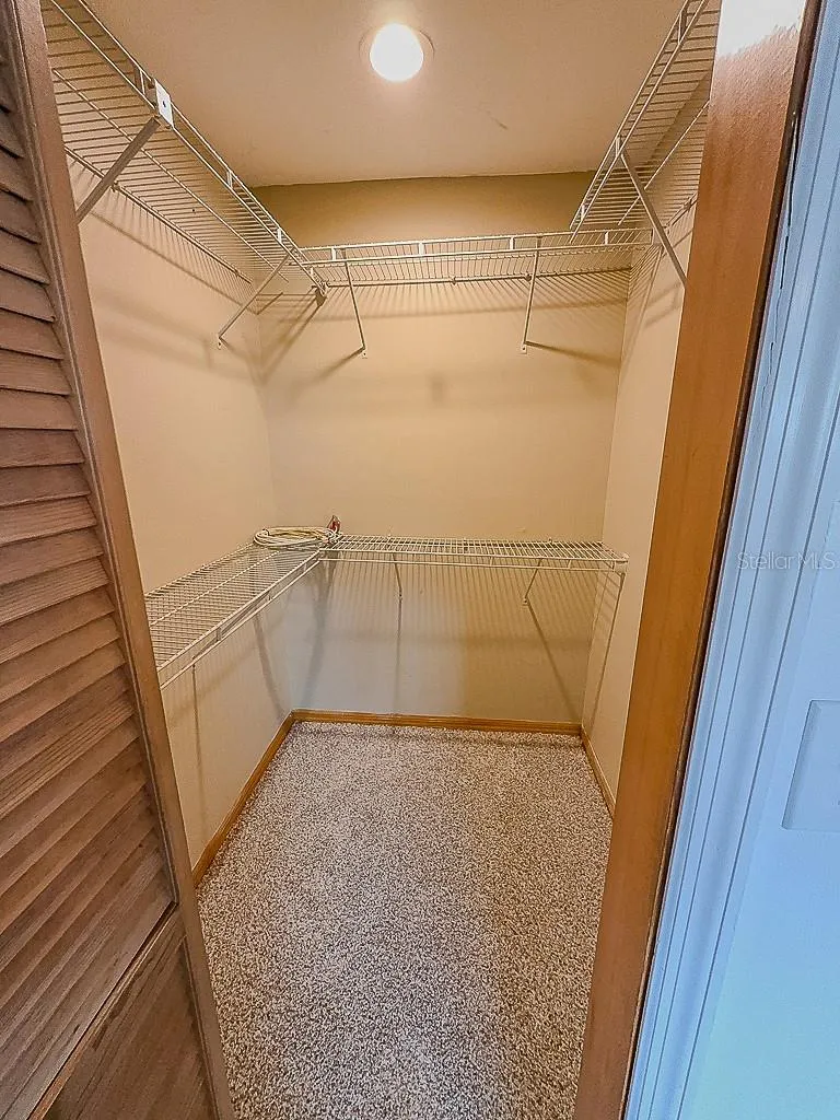 1000 ROSETREE LANE Tarpon Springs, FL 34689
